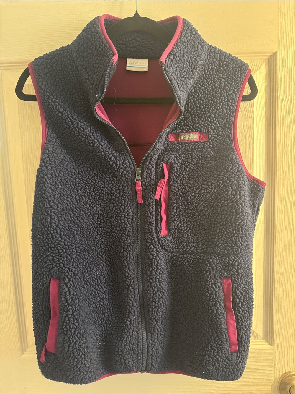 Columbia Navy Sherpa Vest with Purple Trim - women’s M